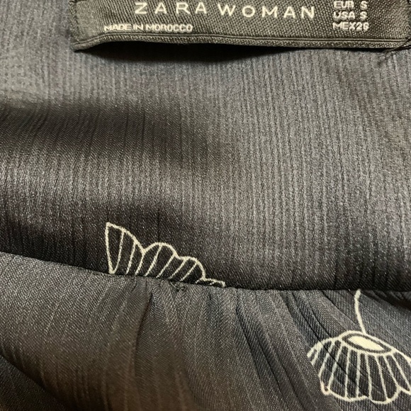 Zara black-white ginkgo wrap top, size S - Picture 6 of 6